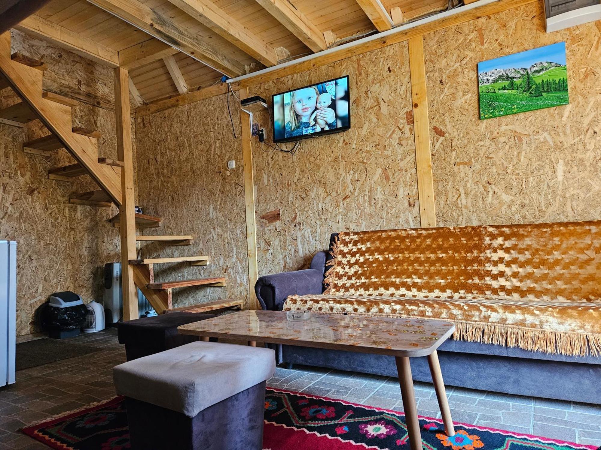 Camp Volujak Quarto foto